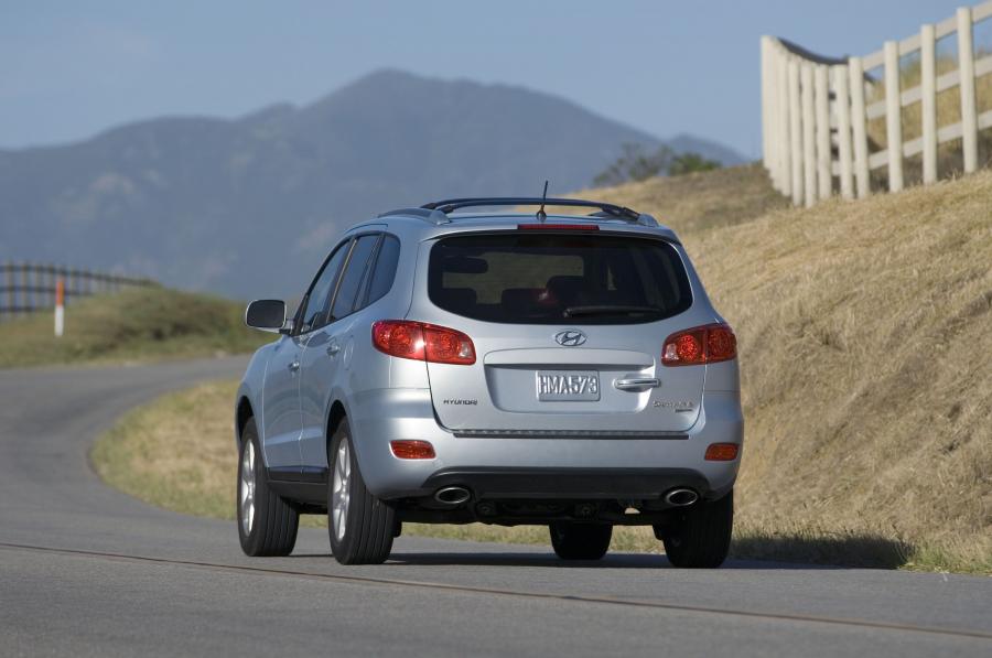  Hyundai Santa Fe 2006 года  (фото 2 из 45)